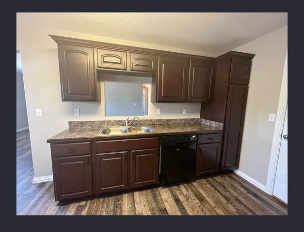 4409 W Nicholas Street, Springfield, MO 65802