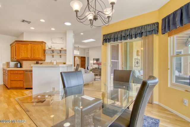 1232 E Camino Diestro, Oro Valley, AZ 85704