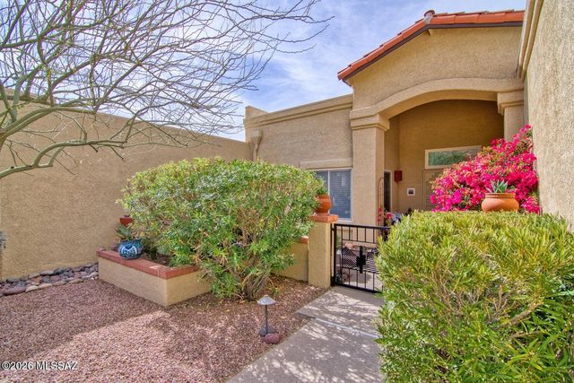 1232 E Camino Diestro, Oro Valley, AZ 85704