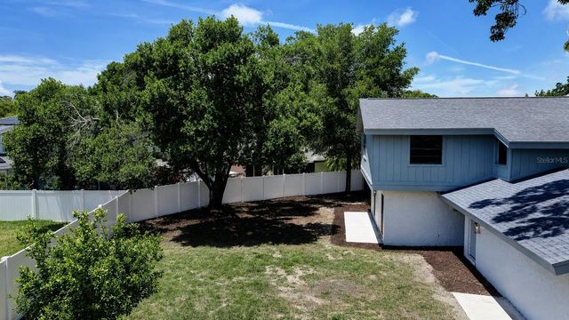 3906 BLOOMING HILL LANE, Palm Harbor, FL 34684