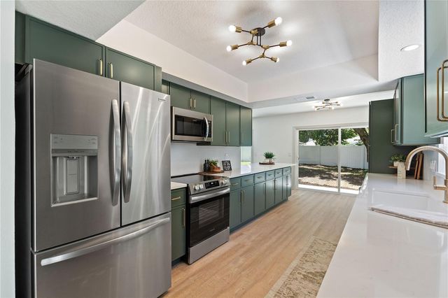 3906 BLOOMING HILL LANE, Palm Harbor, FL 34684