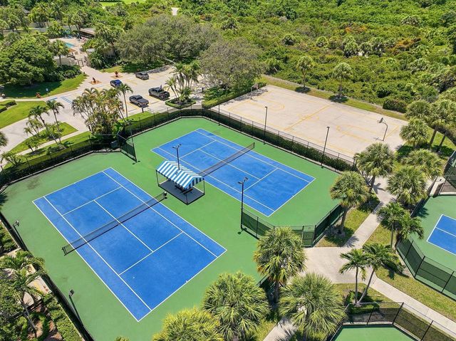 2716 27th Court, Jupiter, FL 33477