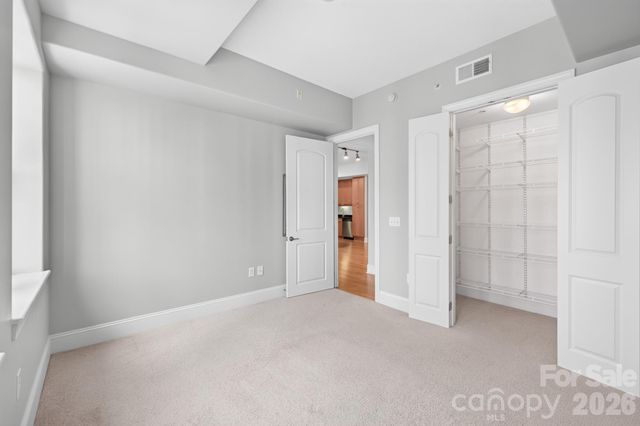 4620 Piedmont Row Drive 603, Charlotte, NC 28210