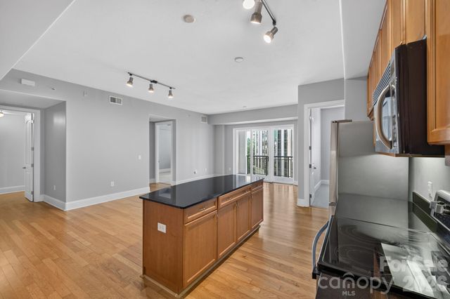 4620 Piedmont Row Drive 603, Charlotte, NC 28210