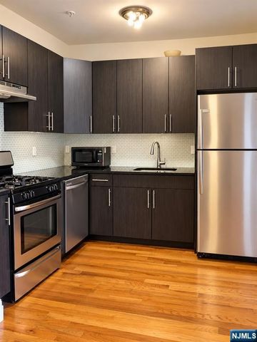 13-23 River Road 204, Fair Lawn, NJ 07410