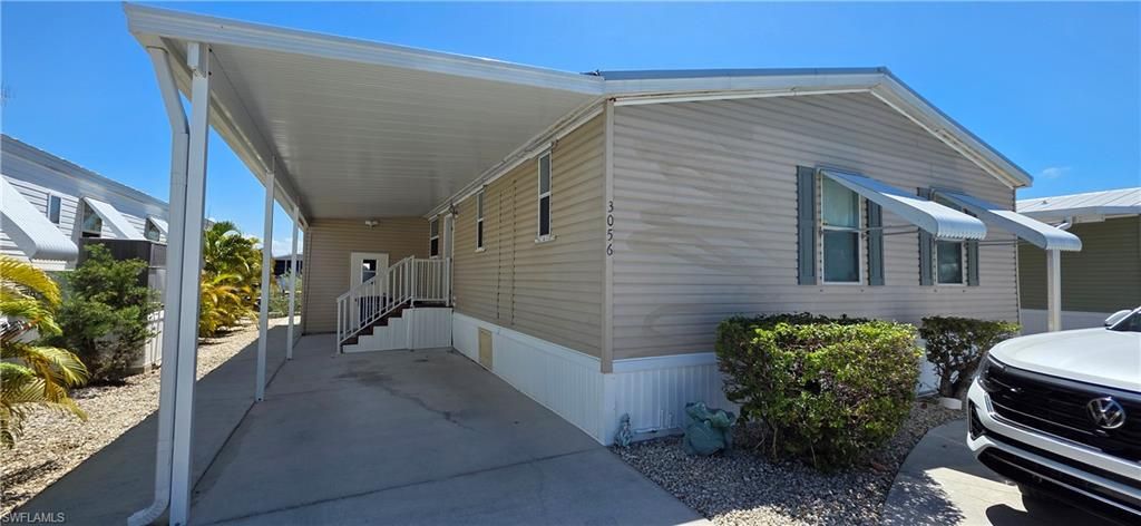 3056 Sloop LN, ST. JAMES CITY, FL 33956 — photo 3