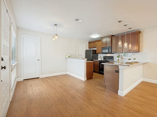 5616 Preston Oaks Road 110, Dallas, TX 75254