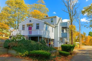 16 Lindbergh Ave, Weymouth, MA 02188