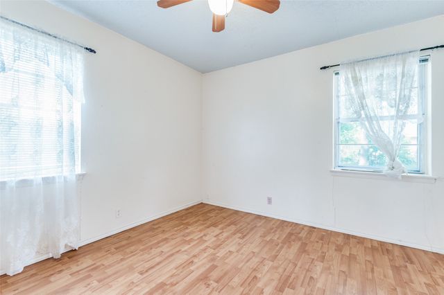 718 Susan Drive, Arlington, TX 76010