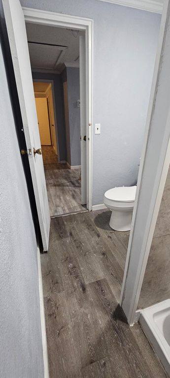 Image 10 of property listing at 850 Hampton Street, Elloree, SC 29047