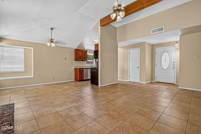 11539 JIM FERRIELL Drive, El Paso, TX 79936