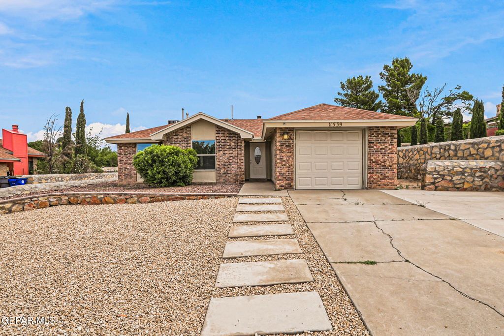 11539 JIM FERRIELL Drive, El Paso, TX 79936