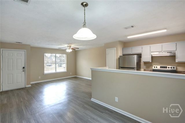 133 Crossover Lane, Savannah, GA 31410