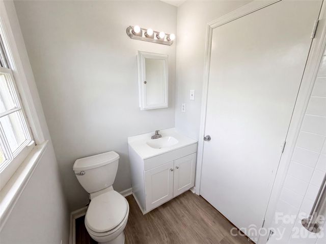 2039 Artwood Lane, Charlotte, NC 28217