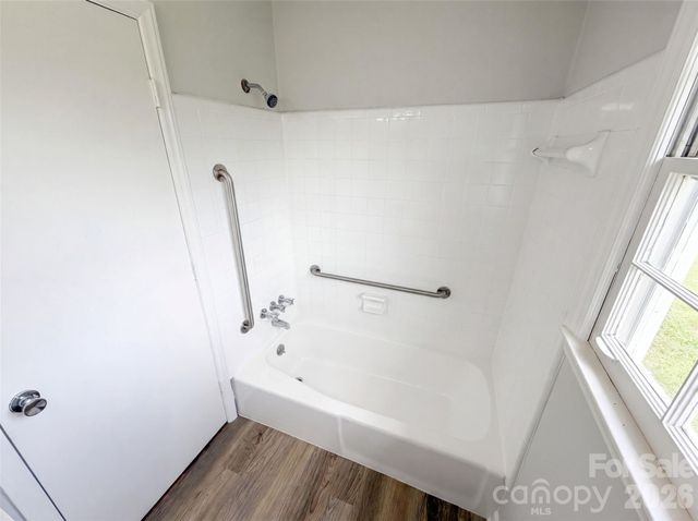 2039 Artwood Lane, Charlotte, NC 28217