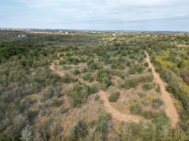 3935 County Road 464, Elgin, TX 78621