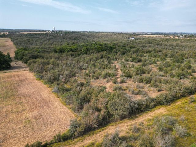 3935 County Road 464, Elgin, TX 78621