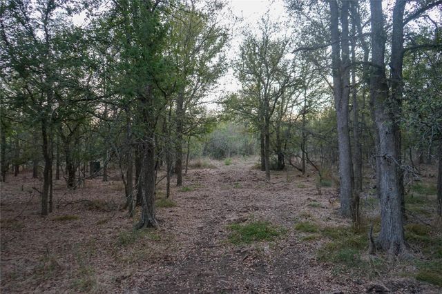 3935 County Road 464, Elgin, TX 78621