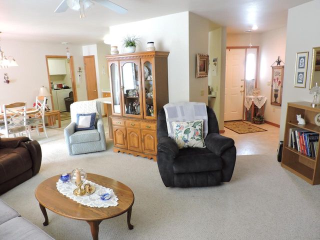 1515 Raveen STREET, Fort Atkinson, WI 53538