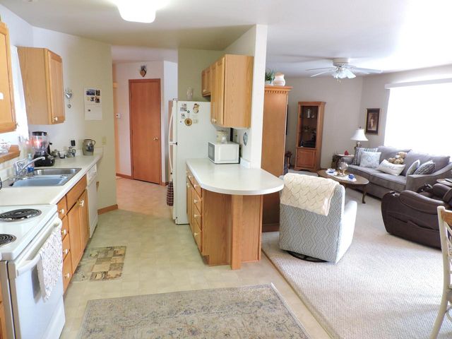 1515 Raveen STREET, Fort Atkinson, WI 53538