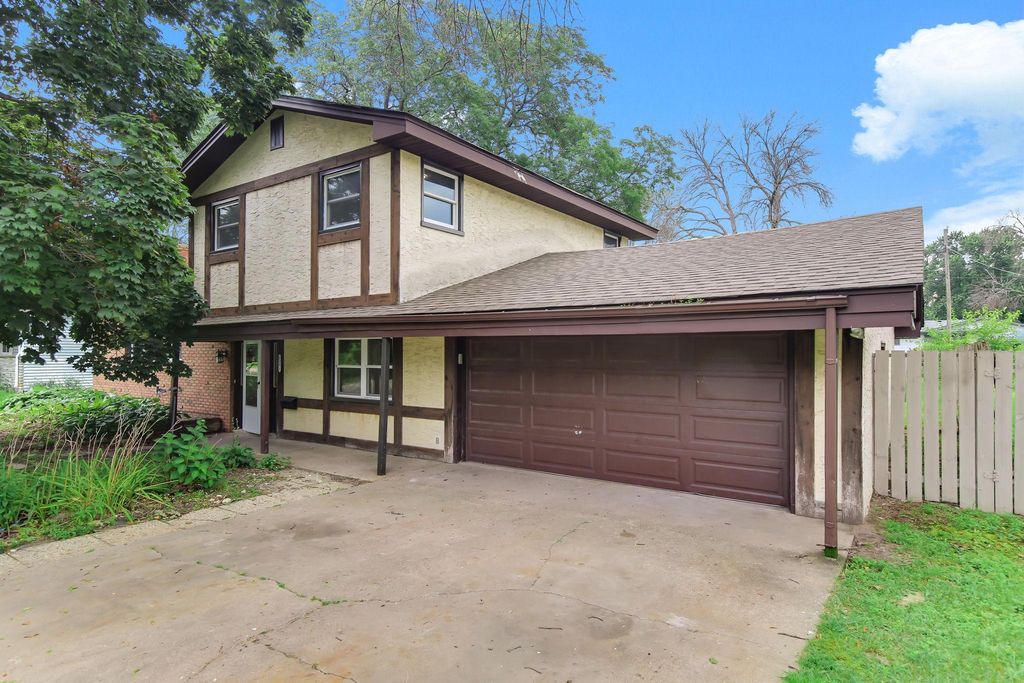 3201 Thurber Road, Brooklyn Center, MN 55429