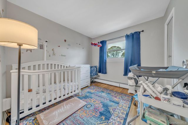 35 Arline Lane, East Islip, NY 11730