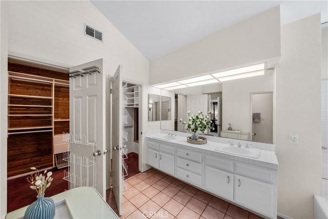 5585 Camino Dorado, Yorba Linda, CA 92887