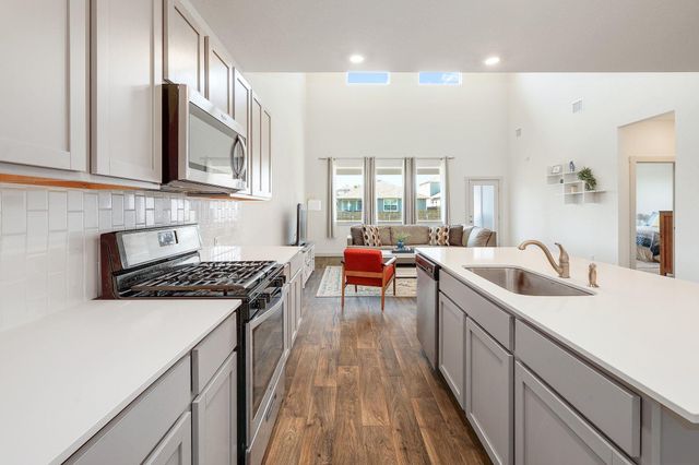 228 Lavaca River LN, Hutto, TX 78634