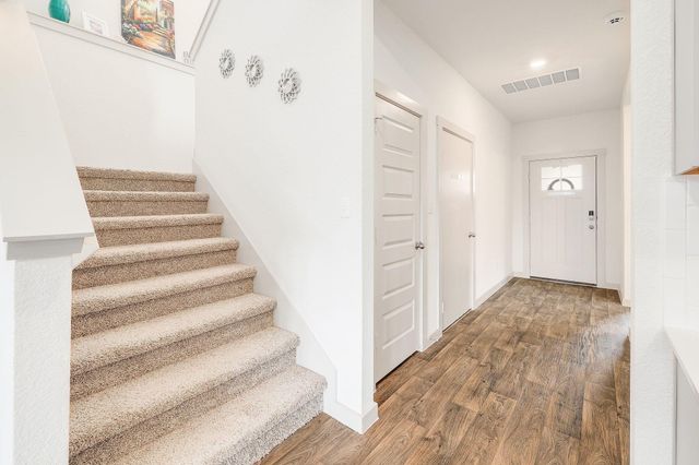 228 Lavaca River LN, Hutto, TX 78634