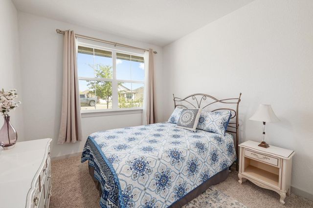 228 Lavaca River LN, Hutto, TX 78634