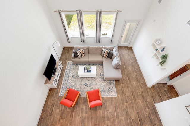 228 Lavaca River LN, Hutto, TX 78634