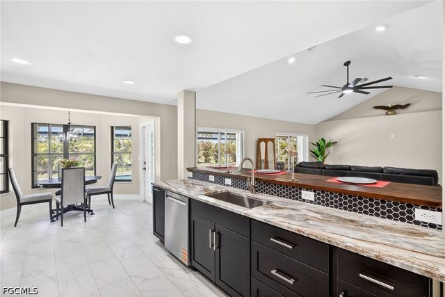 1145 SW 21st TER, Cape Coral, FL 33991