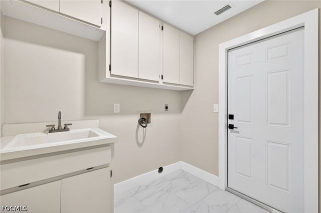 1145 SW 21st TER, Cape Coral, FL 33991