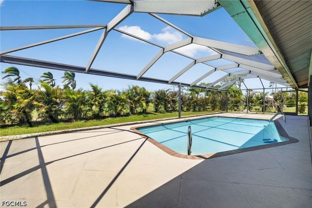 1145 SW 21st TER, Cape Coral, FL 33991