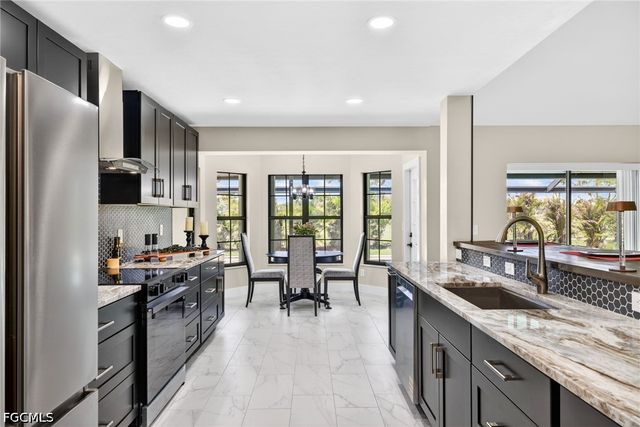 1145 SW 21st TER, Cape Coral, FL 33991