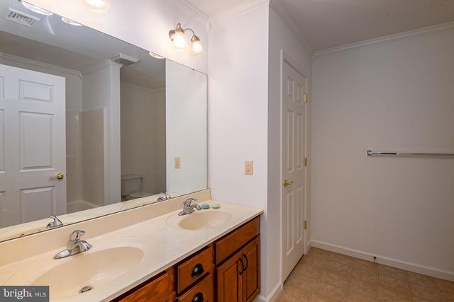 32 LOGANBERRY CT, Womelsdorf, PA 19567