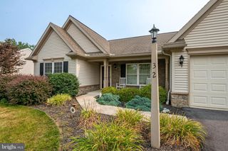 32 LOGANBERRY CT, Womelsdorf, PA 19567