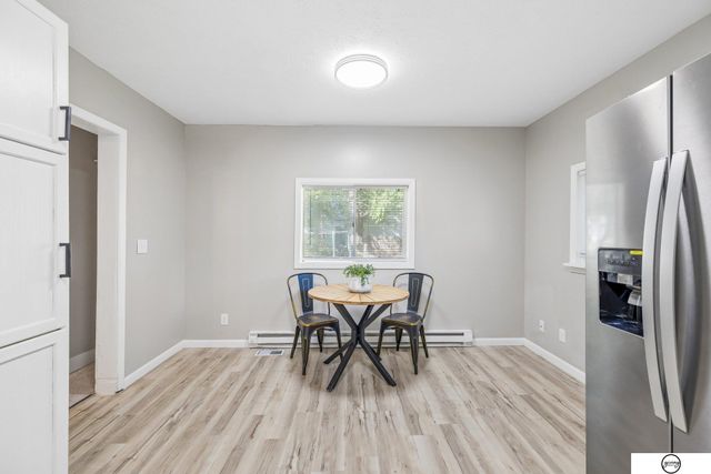 3918 Madison Avenue, Lincoln, NE 68504