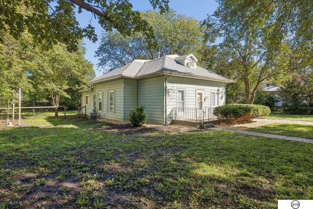 3918 Madison Avenue, Lincoln, NE 68504