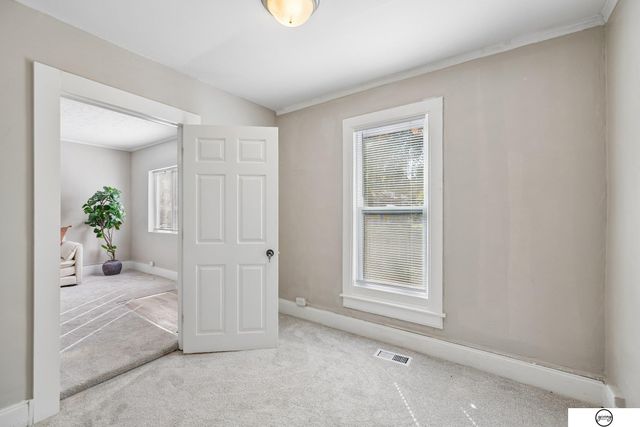 3918 Madison Avenue, Lincoln, NE 68504
