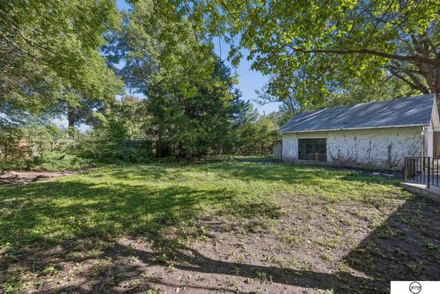 3918 Madison Avenue, Lincoln, NE 68504