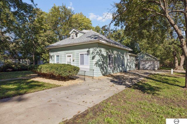 3918 Madison Avenue, Lincoln, NE 68504