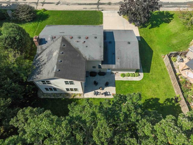 411 Oakland Avenue, Sun Prairie, WI 53590