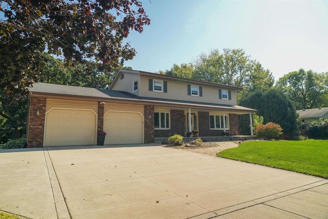 411 Oakland Avenue, Sun Prairie, WI 53590