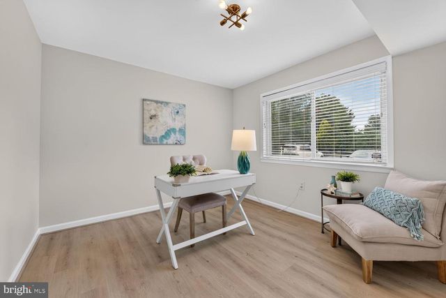 2255 CEDAR LN, Vienna, VA 22182