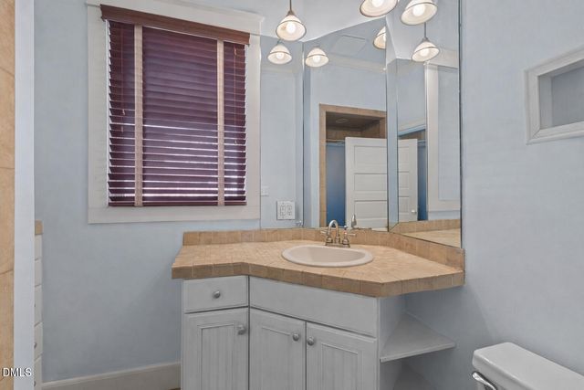 604 W Divine Street, Dunn, NC 28334