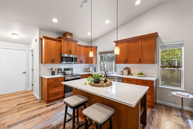 11402 40th Avenue Ct NW, Gig Harbor, WA 98332