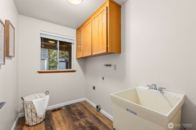 11402 40th Avenue Ct NW, Gig Harbor, WA 98332