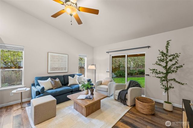 11402 40th Avenue Ct NW, Gig Harbor, WA 98332
