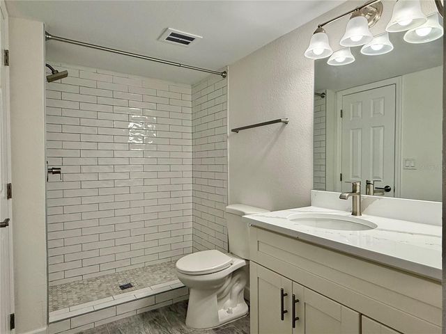 4650 COVE CIRCLE 108, St Petersburg, FL 33708